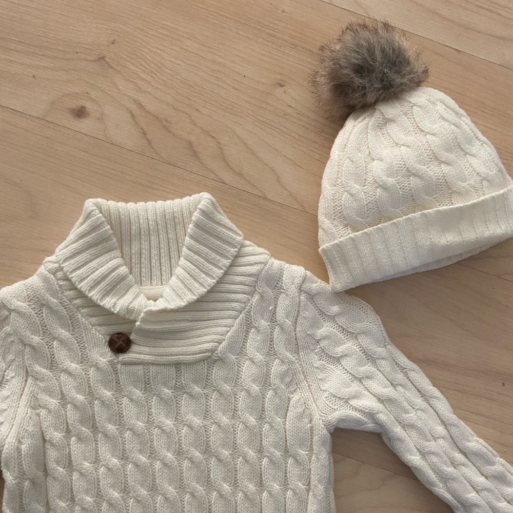 Baby knit sweater jumpsuit with hat